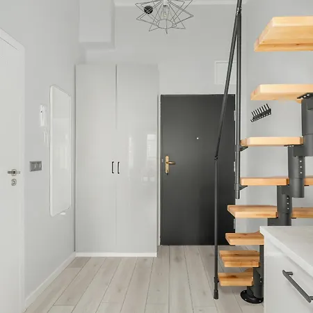 شقة Charming And Modern With Mezzanine In Center By Renters